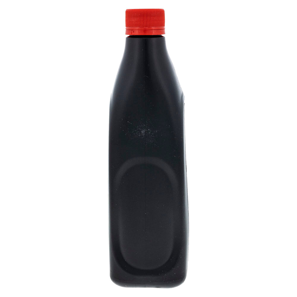 Comparación de tamaño del envase Honda 10W30 para entender volumen práctico