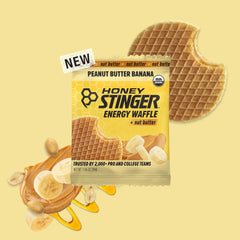 Honey Stinger atleta comiendo un gofre para energía durante ejercicio