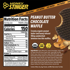 Honey Stinger waffle en mano demostrando tamaño portátil y conveniencia