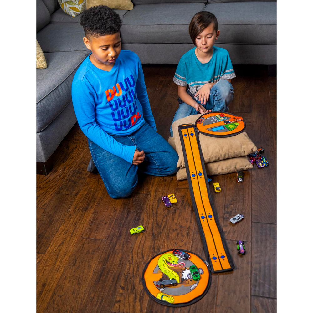 Hot Wheels ZipBin Wheelie con coches en pista para diversión inmediata