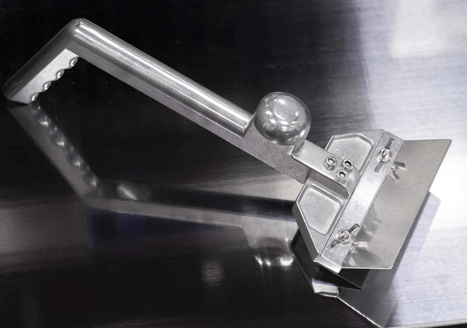 HUOYANSHE closeup of stainless-steel blade showing sharp edge for efficient scraping