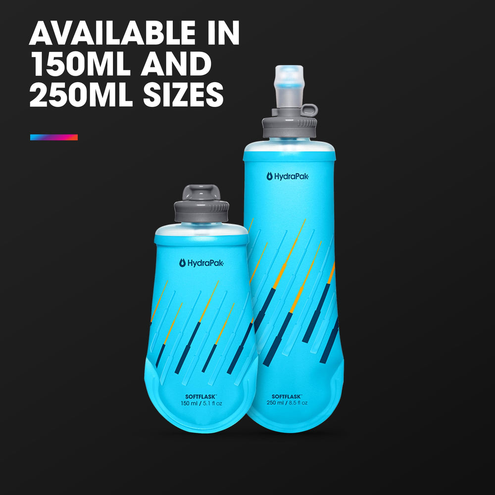 HydraPak SoftFlask guardada en cinturón de carrera demostrando accesibilidad