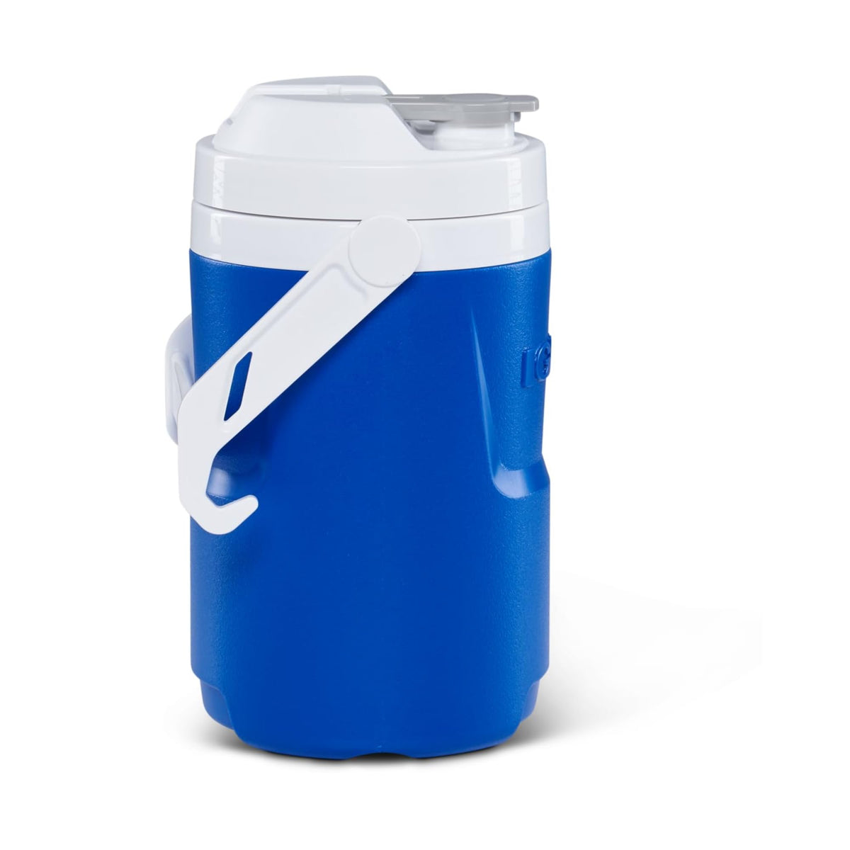 Igloo half-gallon front view showing durable cooler and capacity benefit