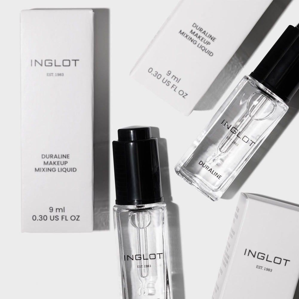 INGLOT uso en párpado como delineador líquido resistente al agua