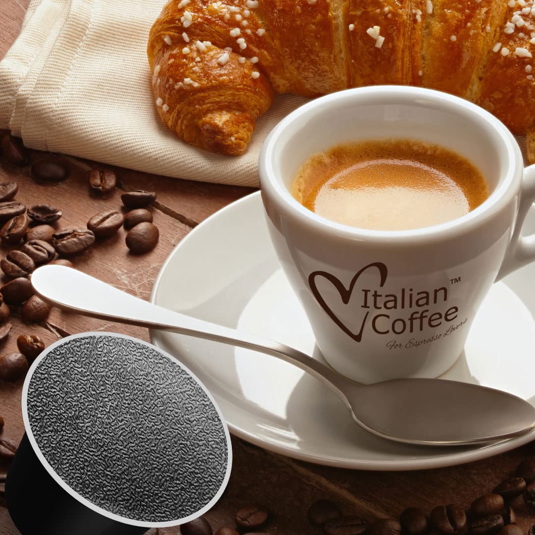 ITALIAN COFFEE FOR ESPRESSO LOVERS crema del espresso en primer plano mostrando textura densa