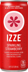 IZZE lata en mano para mostrar tamaño práctico y porción individual