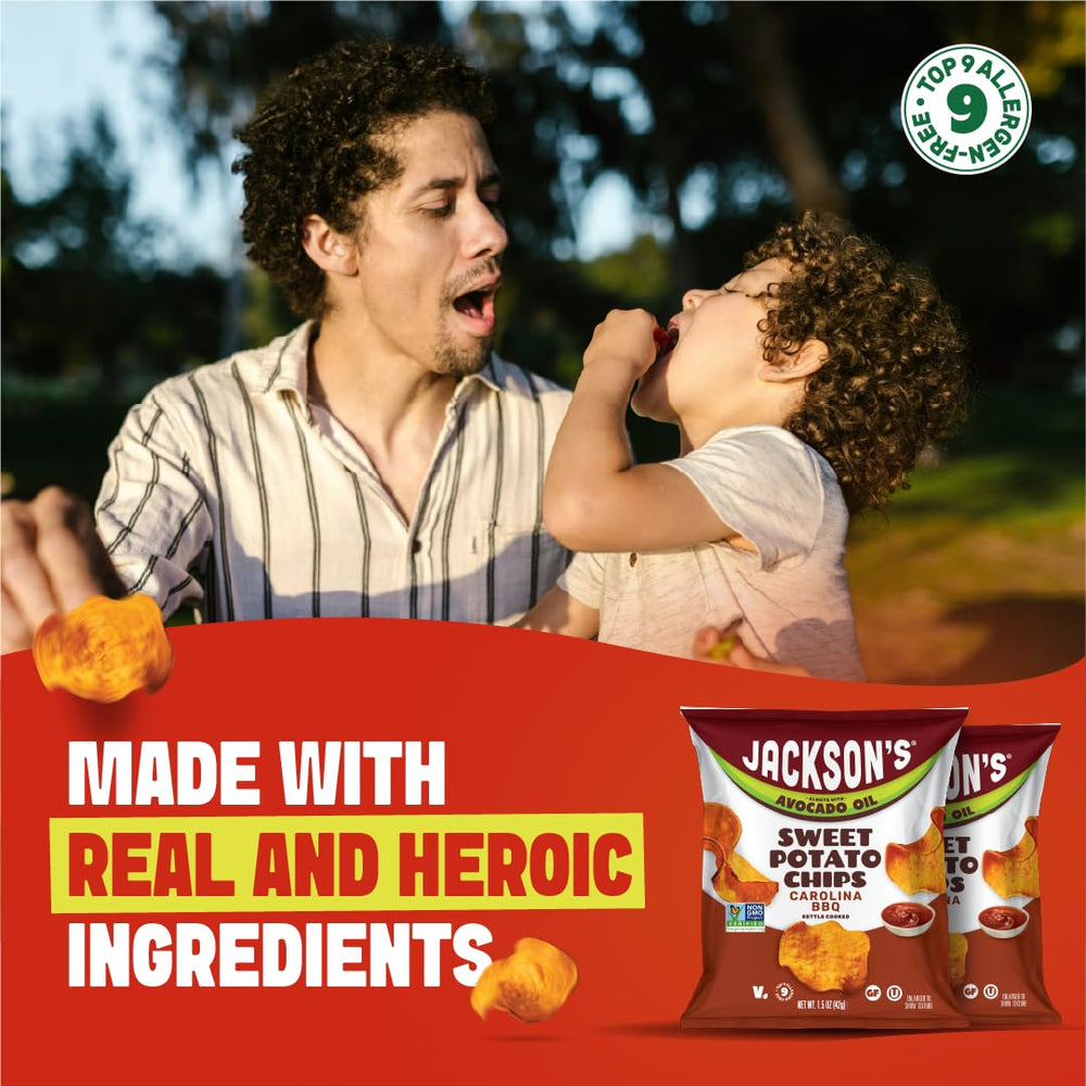 Jackson's Honest escena familiar disfrutando chips, snack compartible y saludable