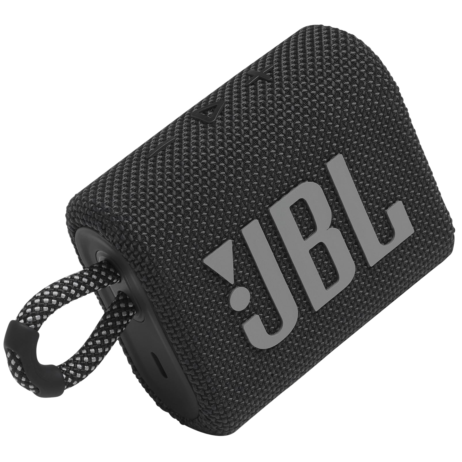 JBL Go 3 by a pool demonstrating waterproof protection for worry-free outdoor use