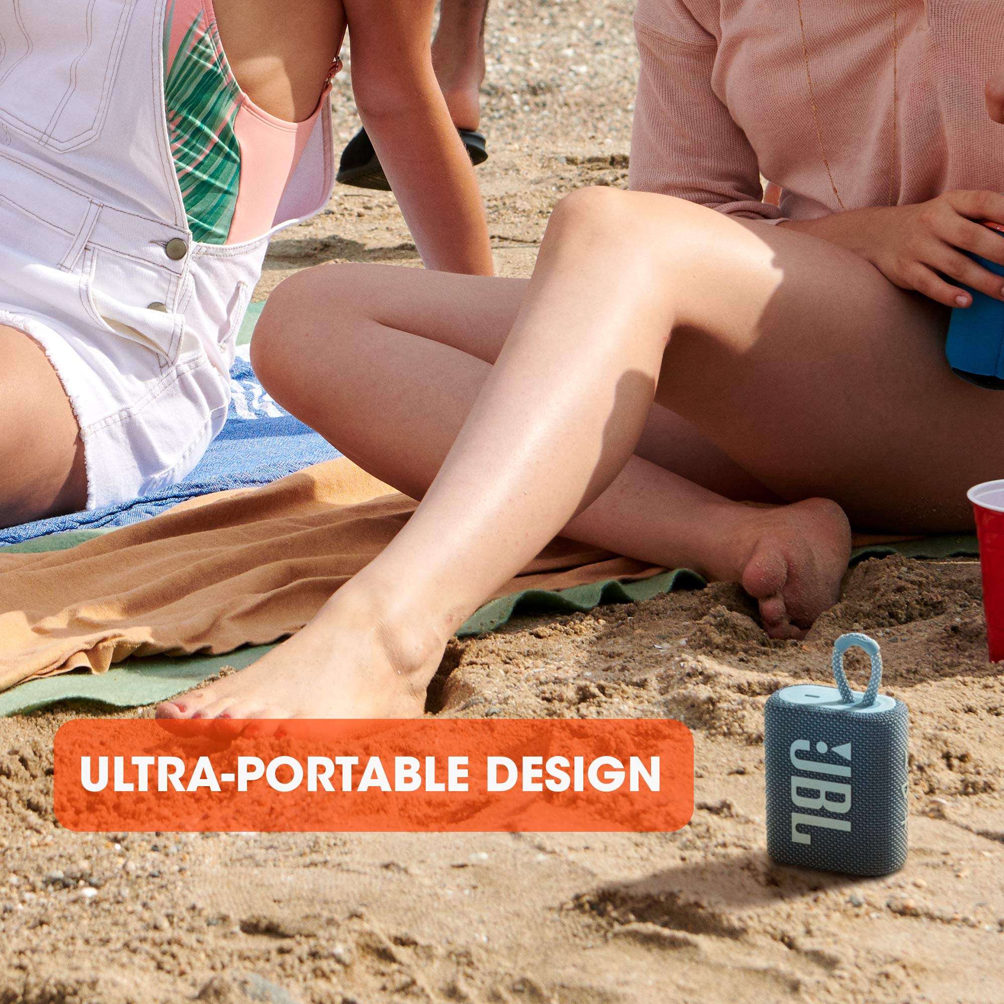 JBL Go 3 fabric texture close-up highlighting durable material and style benefit