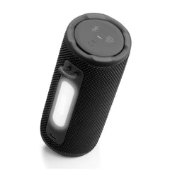 JBL Grip luz ambiental en panel posterior para crear ambiente