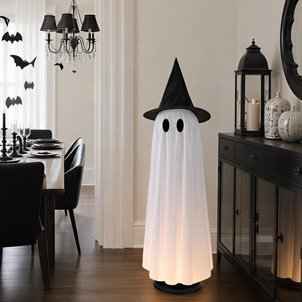 Joyehome fantasma flotando en pasillo mostrando efecto sorpresa al abrir puerta
