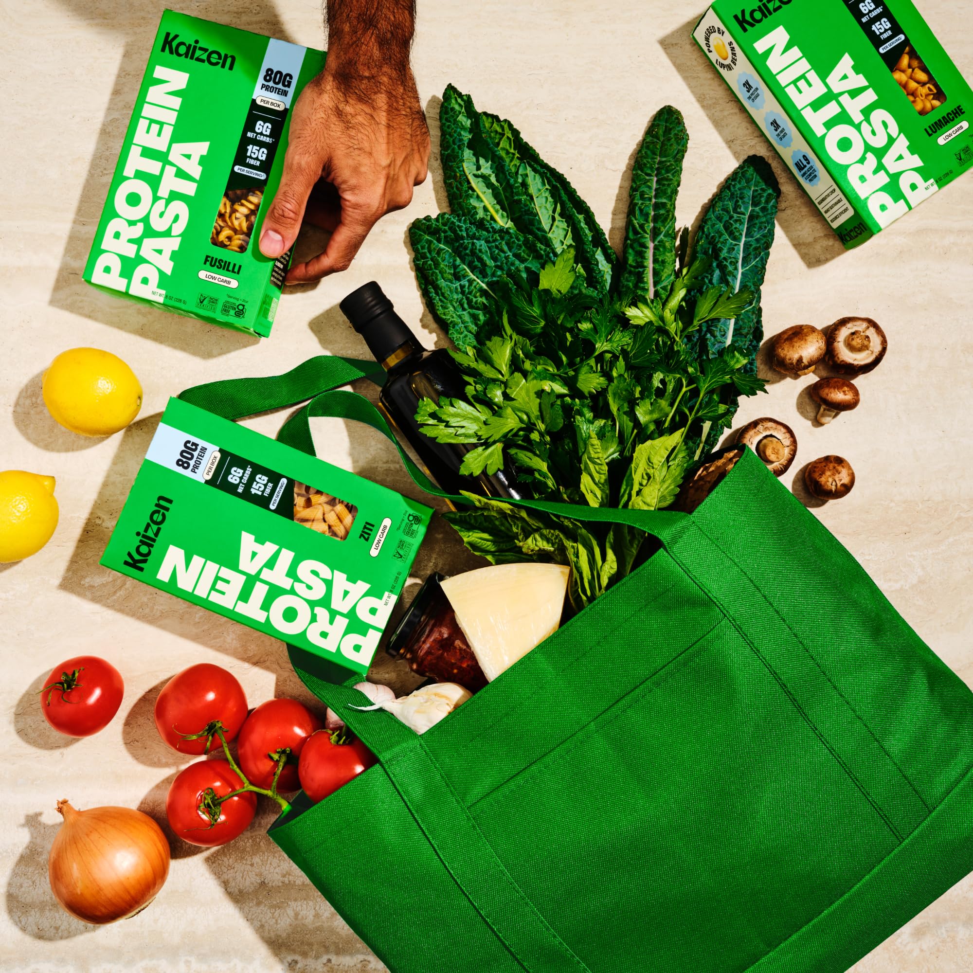 Kaizen etiqueta nutricional en zoom mostrando 20 g proteína