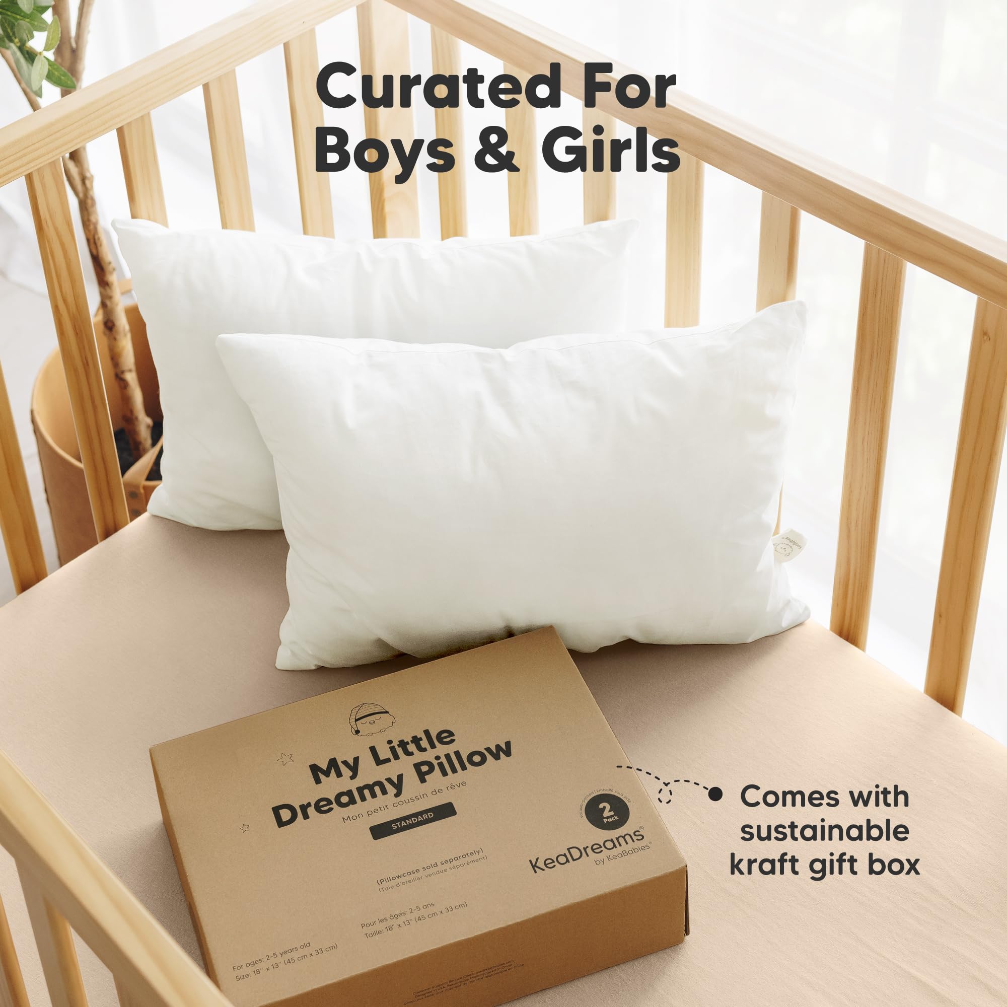 KeaBabies almohada sobre cama infantil en habitación mostrando ambiente acogedor