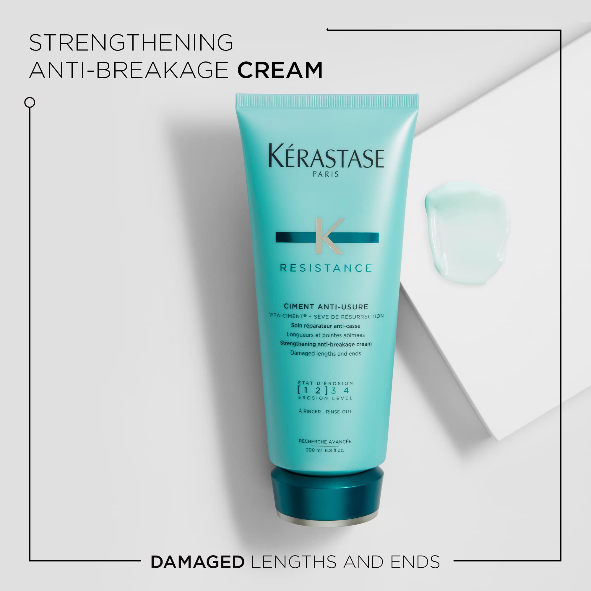 KÉRASTASE textura cremosa mostrando hidratación y fácil distribución