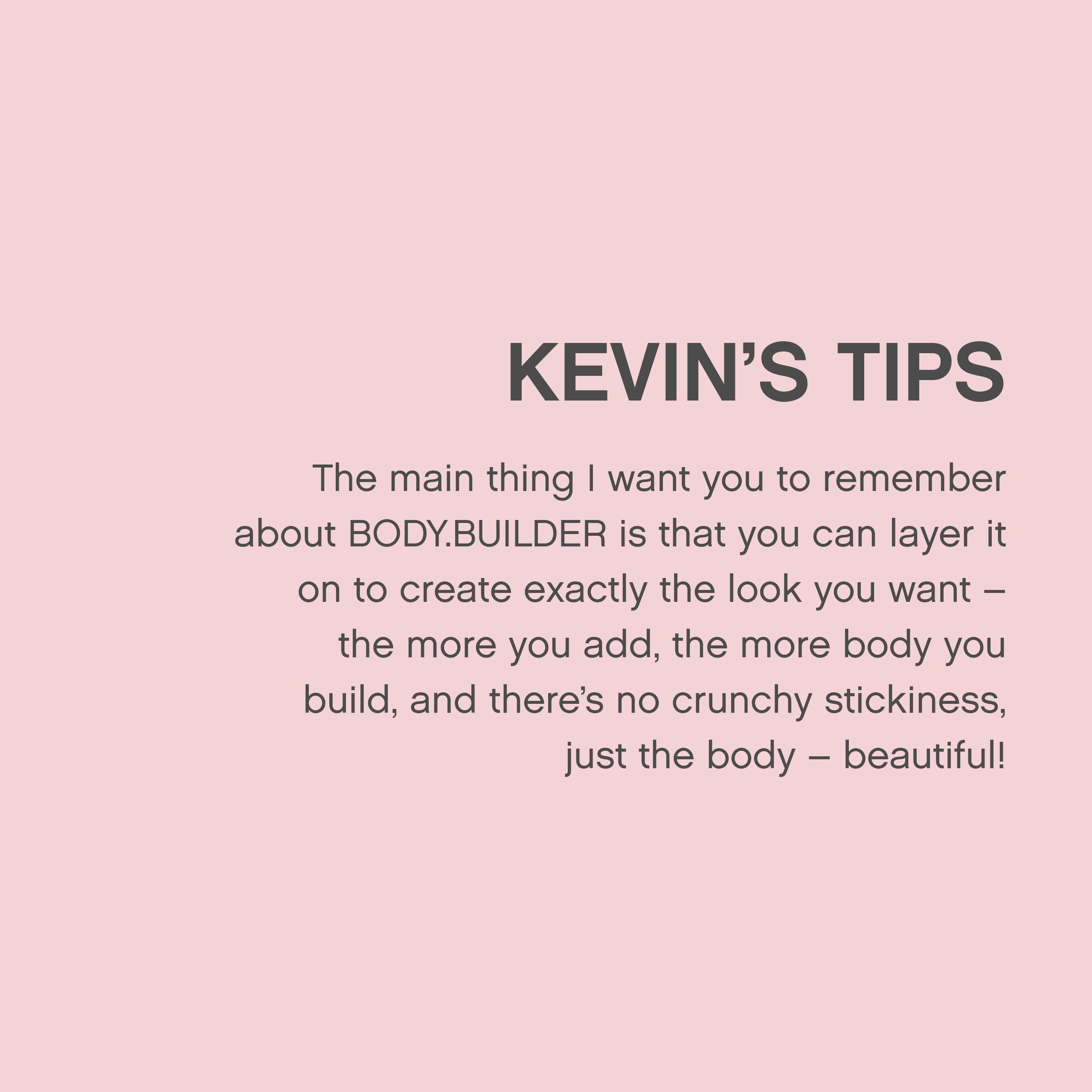 KEVIN.MURPHY BODY.BUILDER junto a mano para comparar tamaño de 100 ml