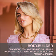 KEVIN.MURPHY espuma BODY.BUILDER textura ligera aporta volumen inmediato