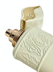KHADLAJ PERFUMES caja y frasco juntos para visualizar tamaño y presencia en tocador