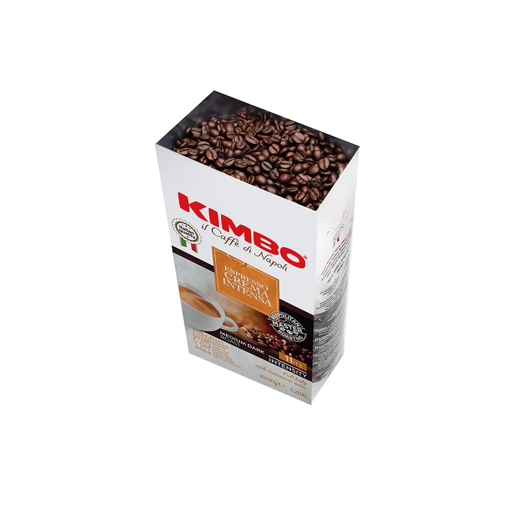 Kimbo paquete al lado de taza para comparar tamaño y porciones