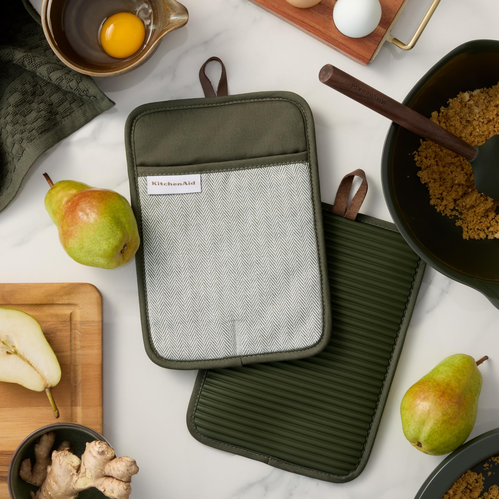 KitchenAid detalle de silicona ribbed que muestra textura antideslizante y resistencia