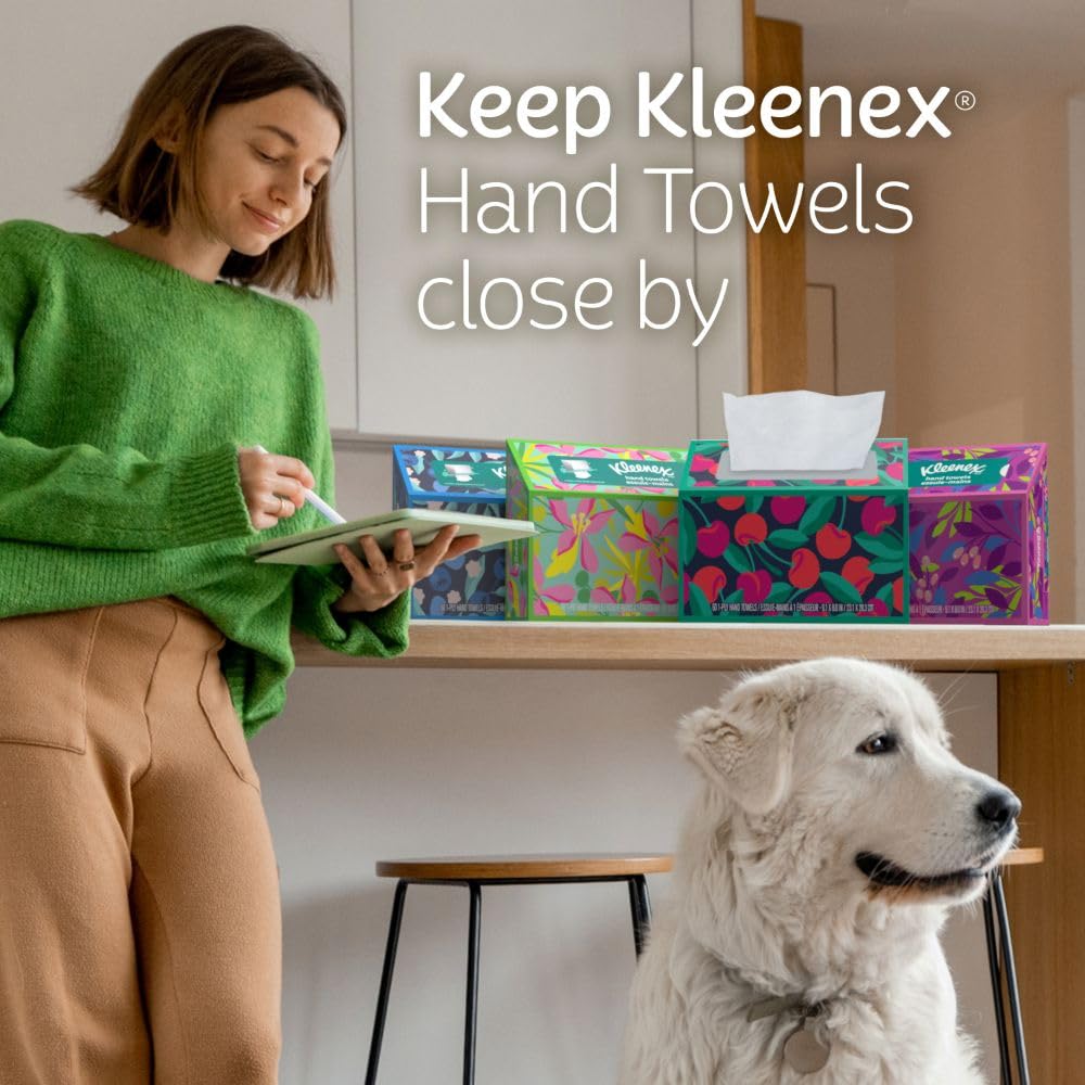 Kleenex caja colocada en baño combinando con decoración y disponibilidad