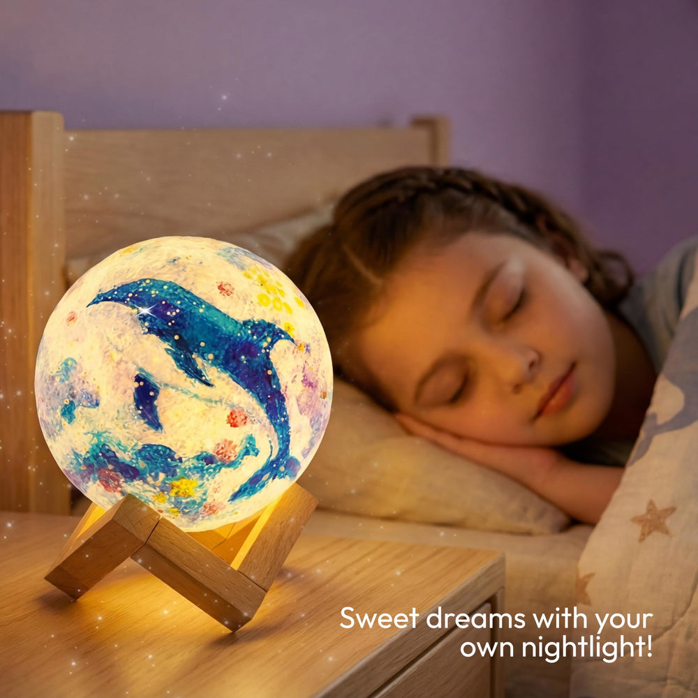 Klever Kits lámpara encendida en habitación creando ambiente nocturno