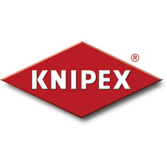 KNIPEX Cobra en uso sujetando una tubería, mayor control y seguridad