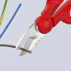 KNIPEX mordaza integrada cortando cable blando sin esfuerzo