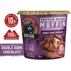 Kodiak Cakes vista cercana de la textura y trozos de chocolate intenso