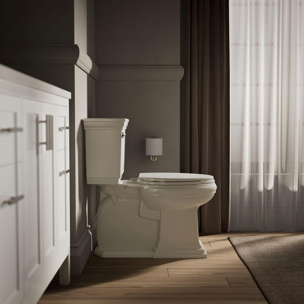 KOHLER Brevia demostración del cierre suave Quiet-Close reduciendo ruido