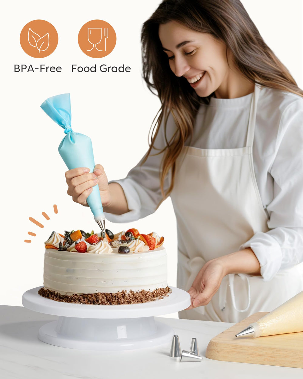 Kootek uso en cocina decorando pastel, ayuda a resultados profesionales