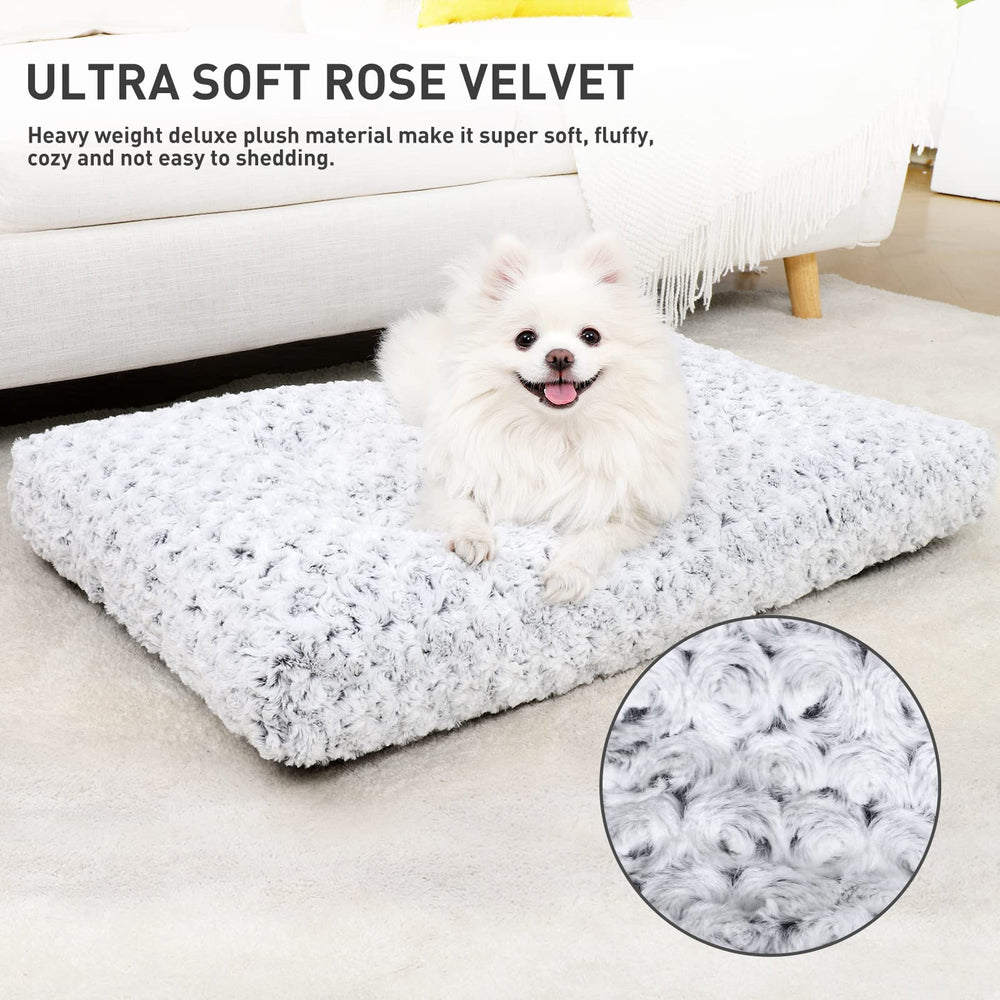 KSIIA close-up rose velvet texture highlighting soft, low-shed fabric comfort