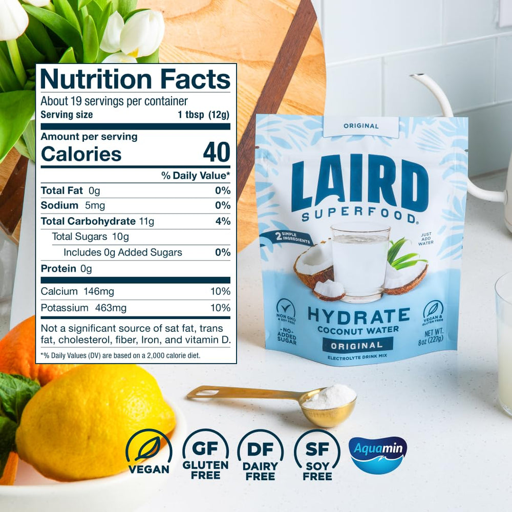 Laird Superfood bebida en playa para hidratación en exterior