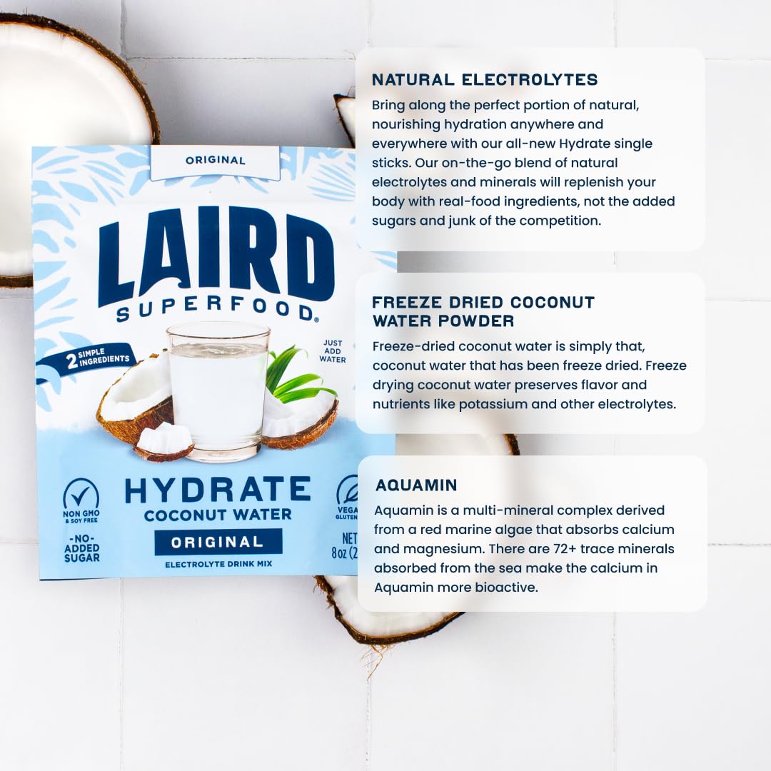 Laird Superfood polvo junto a equipo de entrenamiento para recuperación