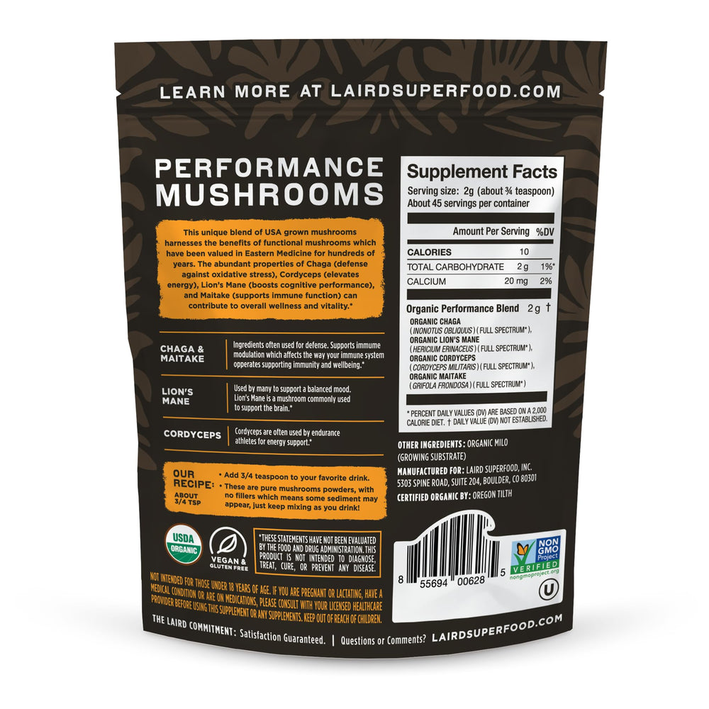 Laird Superfood polvo en cuchara destacando textura fina y facilidad de mezcla