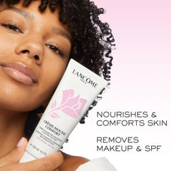 Lancôme foam in palm demonstrating dense lather and gentle makeup removal
