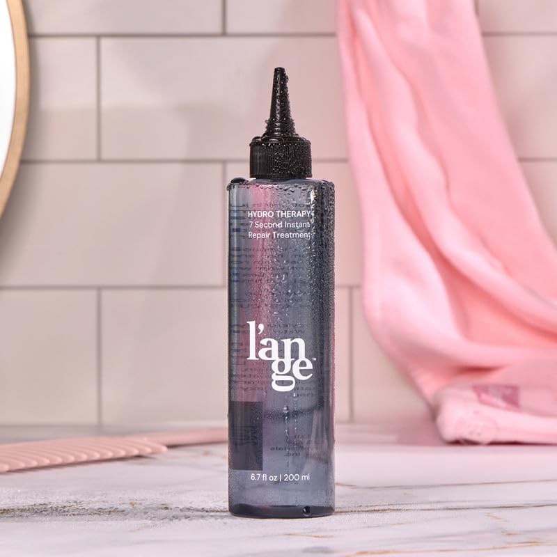 L'ANGE HAIR producto en baño estilo de vida sugiriendo rutina diaria mejorada