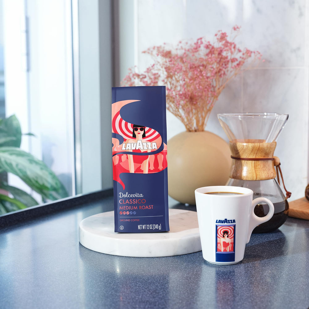 Lavazza Dolcevita textura del café molido destacando frescura aromática