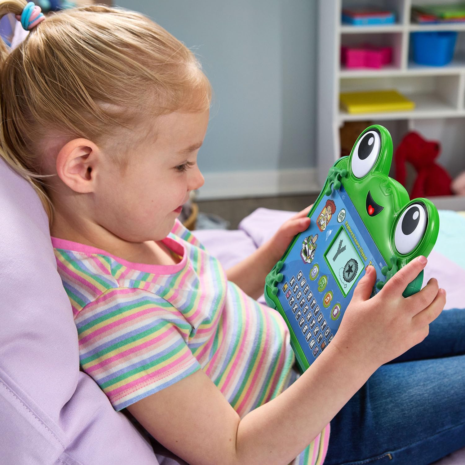 LeapFrog Lilypad ABC Photo Album enseñando letras con imágenes reconocibles