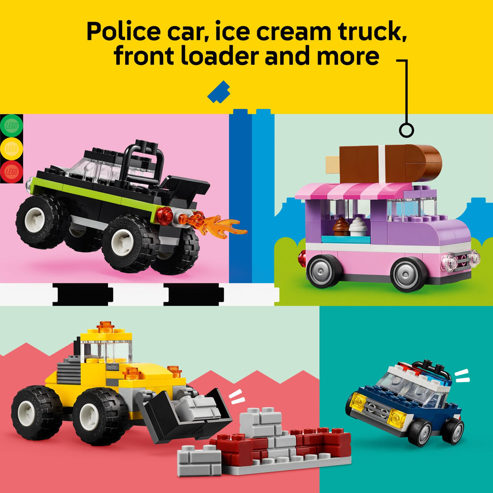 LEGO manos sosteniendo piezas para mostrar la escala y la facilidad de manipulación