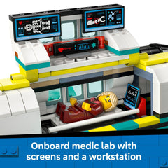 LEGO minifiguras piloto y médico actuando y fomentando juego cooperativo