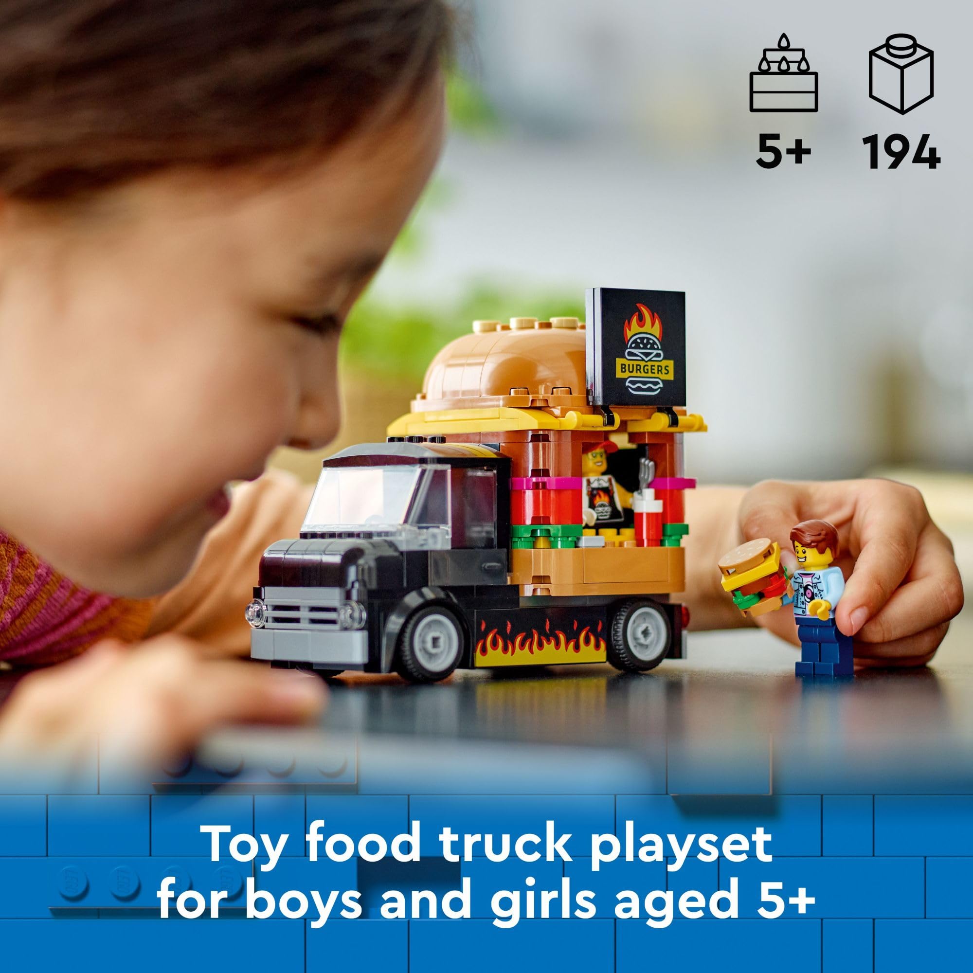 LEGO camión con techo removido que facilita acceso a la cocina y preparación
