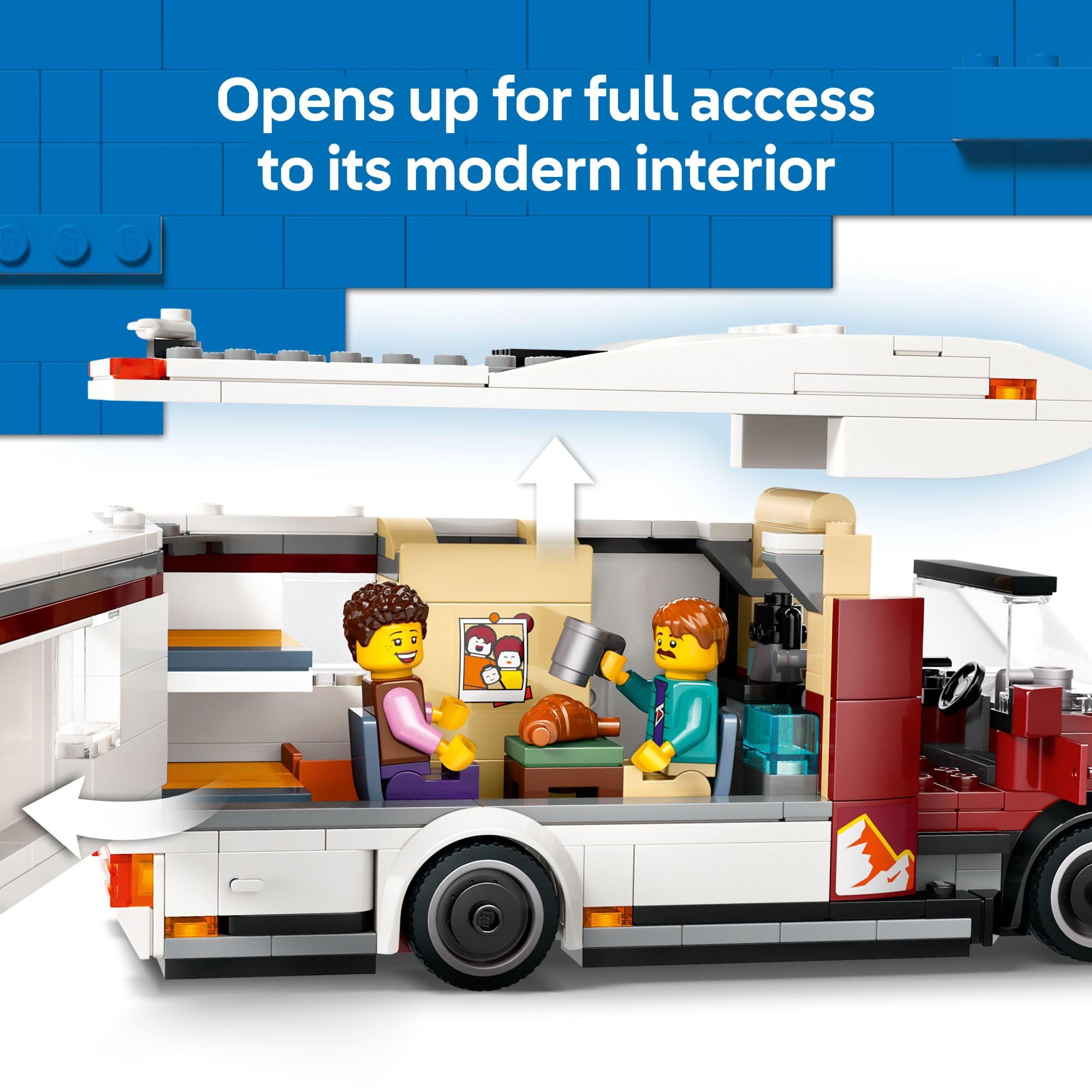 LEGO escena exterior con fogata inspirando aventuras al aire libre
