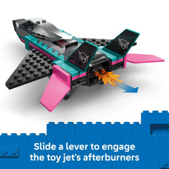 LEGO minifiguras piloto y conductor en acción fomentando juego creativo