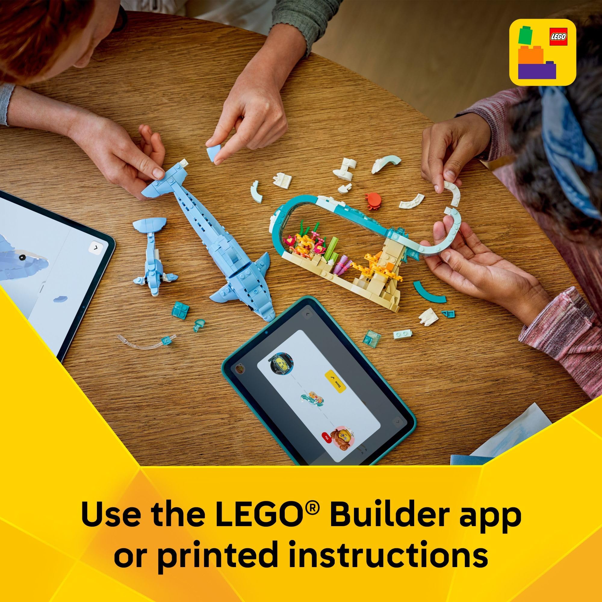 LEGO conjunto comparando tamaños que ayuda a visualizar escala en habitación