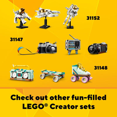 LEGO conjunto montado sobre estantería para decorar habitación