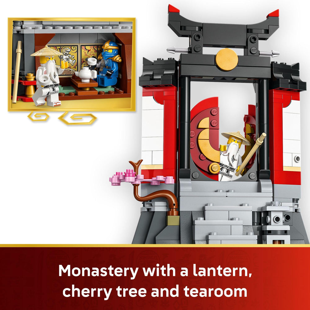 LEGO NINJAGO primer plano del cerezo que aporta autenticidad y color al display