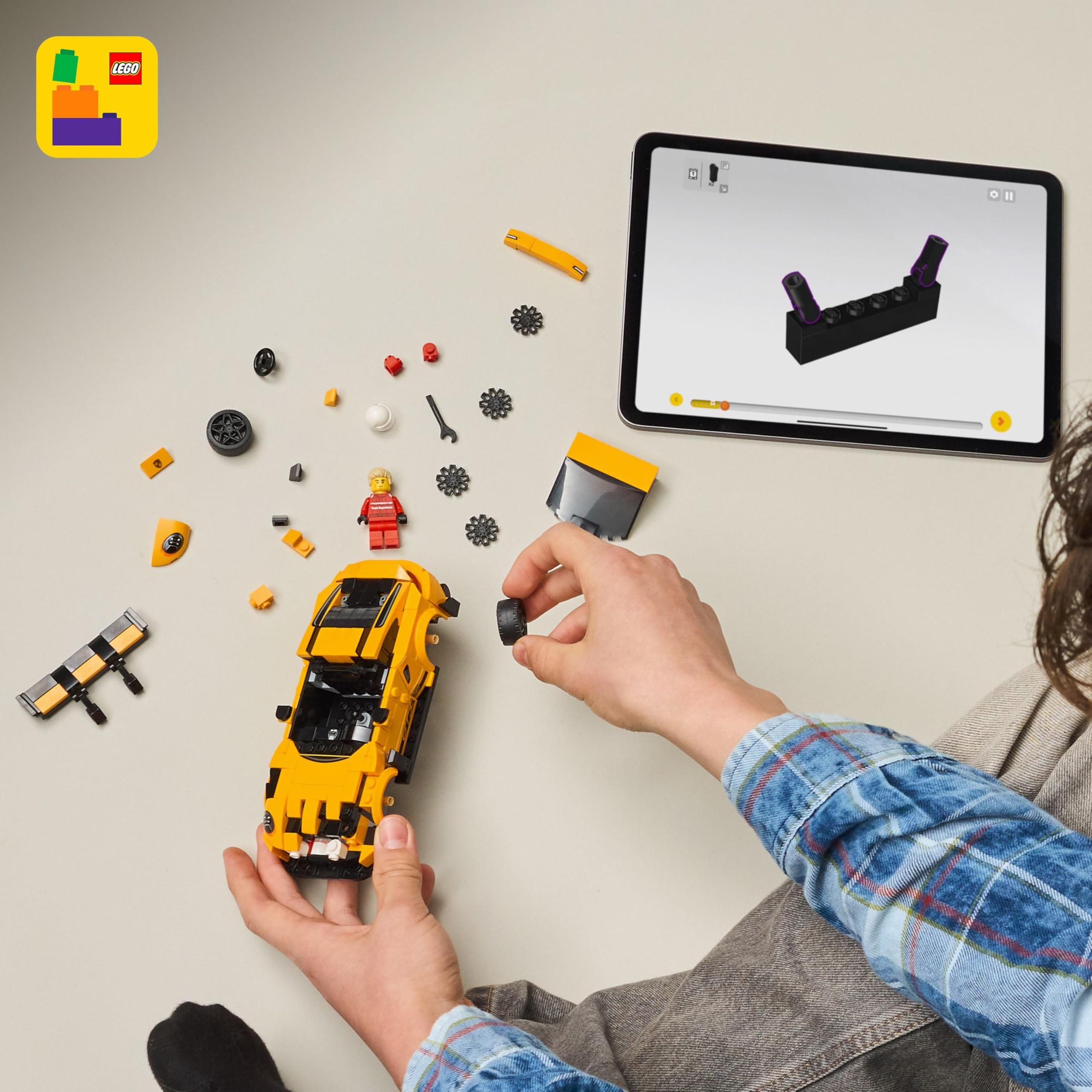 LEGO Porsche ambientado en circuito para inspirar juego y exhibición