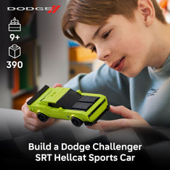 LEGO Dodge Challenger perfil lateral destacando líneas y proporciones reales