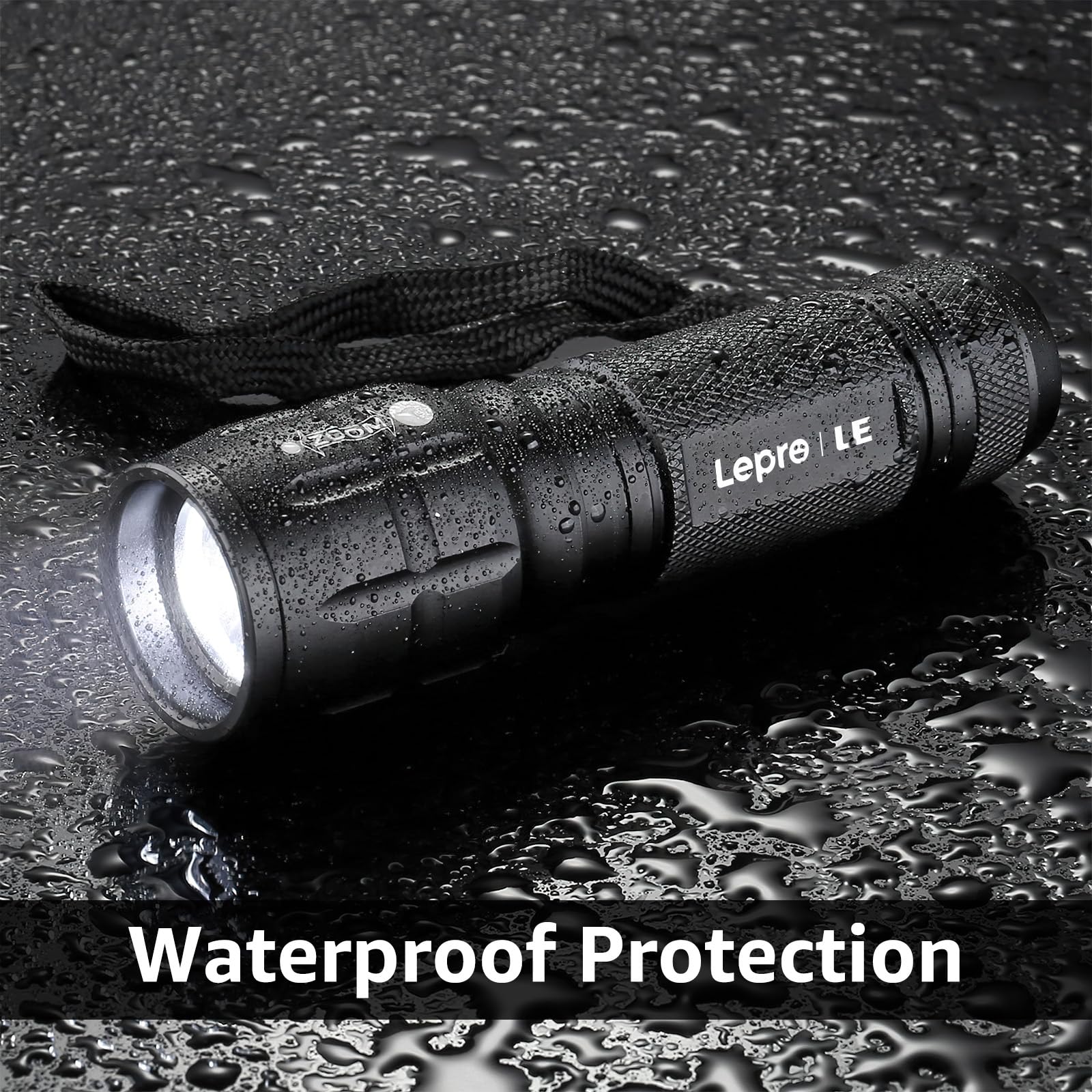 Lepro iluminando un sendero nocturno para mayor seguridad