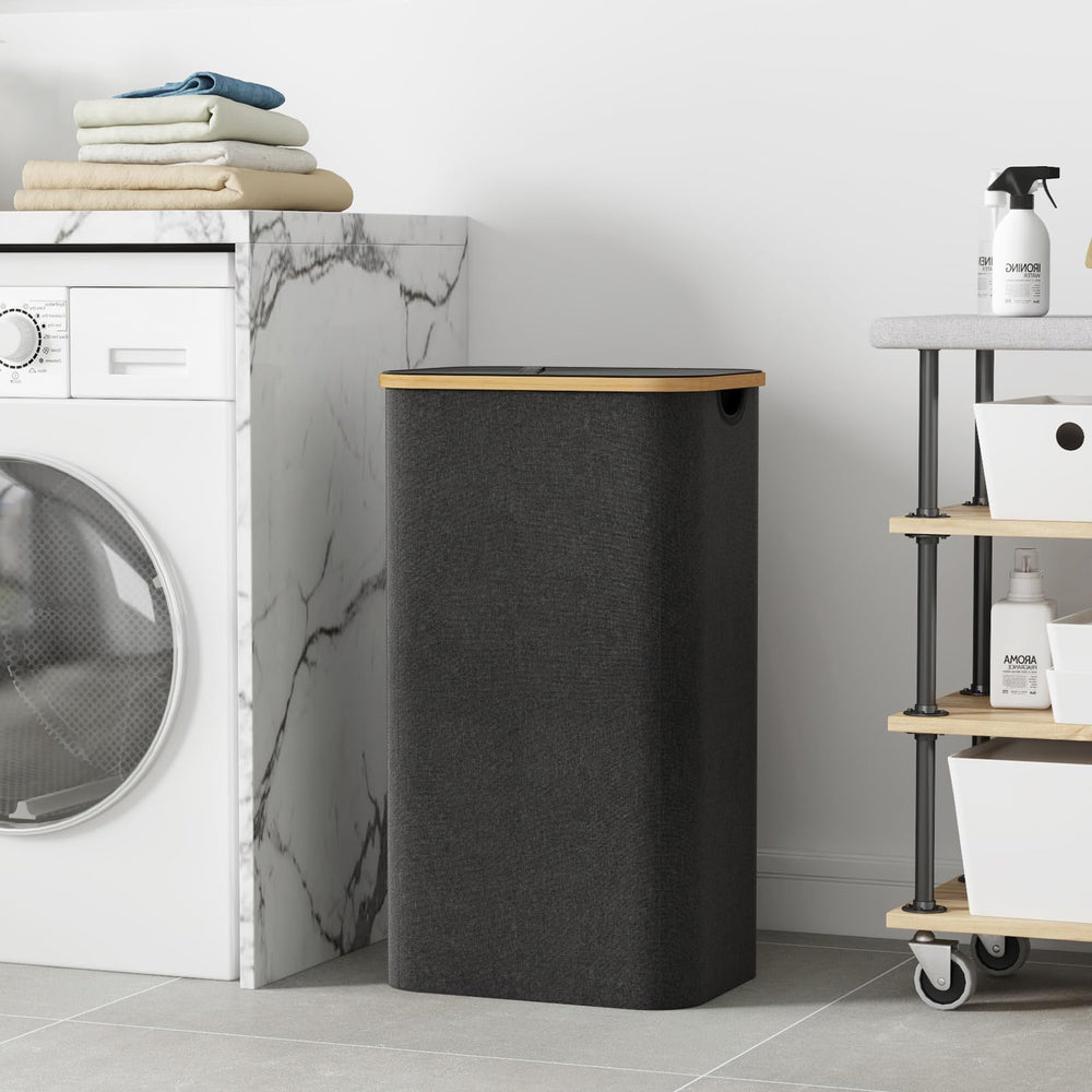 Lifewit comparación de tamaño junto a una silla para escala